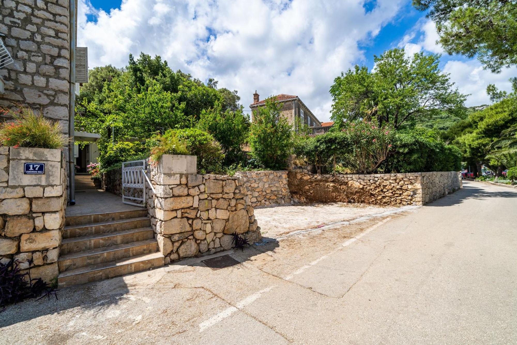 Zarac Apartamento